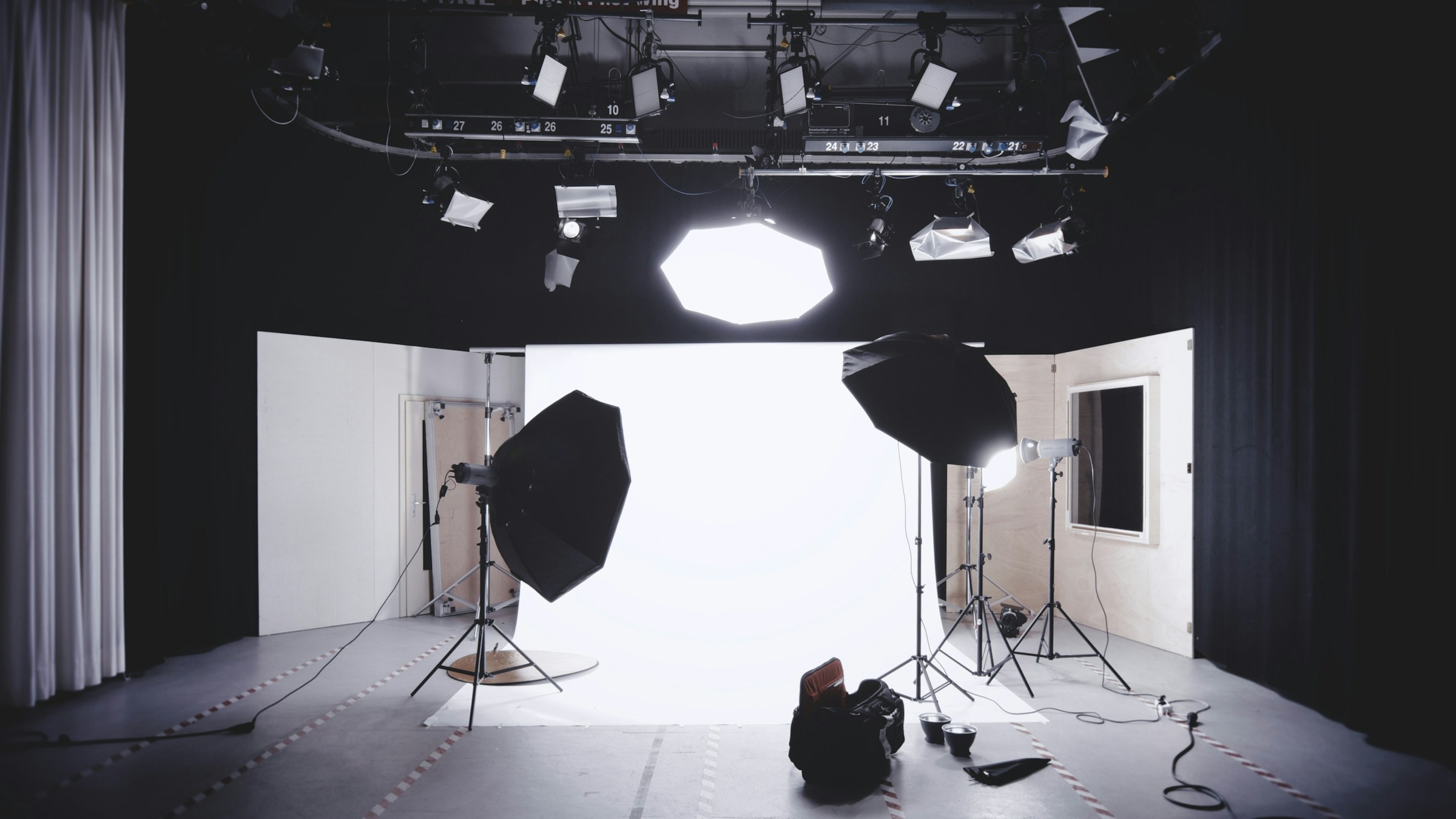 Studio lighting grid with softboxes